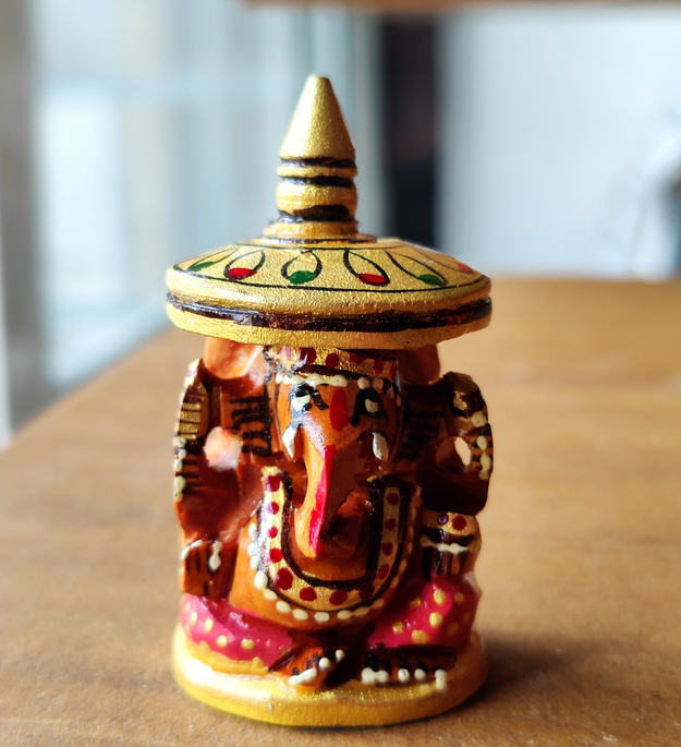 LocalLane Hand-Carved & Hand-Painted Wooden Mini Ganesha Idol