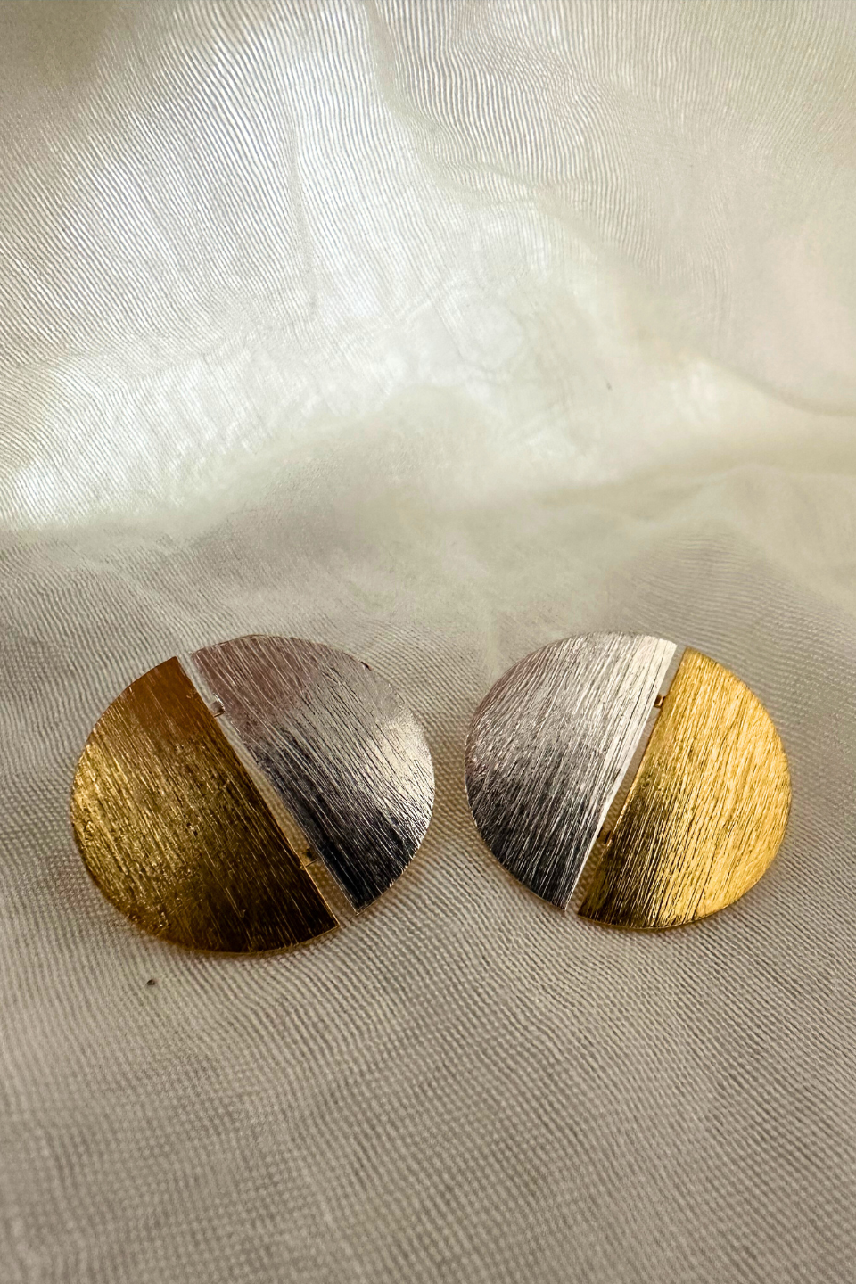 LocalLane Dual Tone Handmade Brass Tops