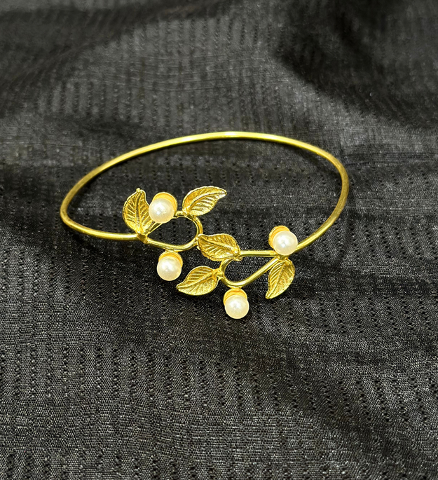 LocalLane Gold-Plated Trailing Vines Pearl & Brass Adjustable Bracelet