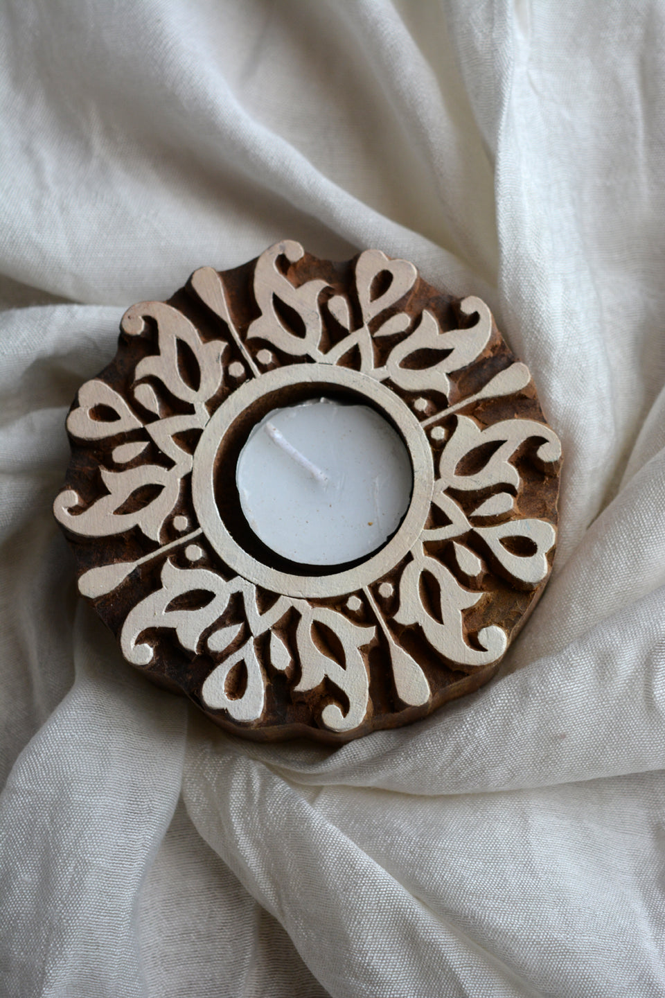 LocalLane Paisley Hearts Hand-Carved Wooden Block Tea-light Holder